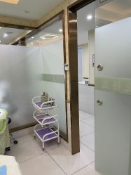 -苗医生专业祛痘·皮肤管理