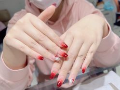 -艾珂·美甲美睫