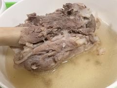 -周震馄饨