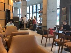 大堂-星巴克臻选(惠州华贸天地1楼店)