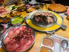 -青瓦炭韩潮烤肉(花园道店)