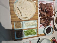 -乔家小院•非遗驴肉•本地小海鲜(滨河路店)