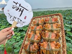 -七的湖·晚芳亭·阳澄湖农家菜·大闸蟹(莲花岛店)