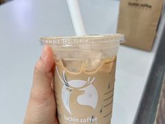 -瑞幸咖啡(万科红立方大厦店)