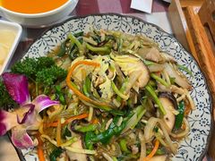 炒杂菜-益百岁牛尾汤(香山路店)