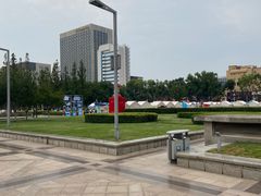 -泉城广场