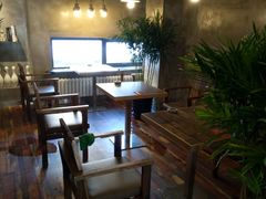 -HIGH FIVE哈福手工汉堡(桂林路店)