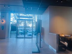 -麦当劳(南京路2店)