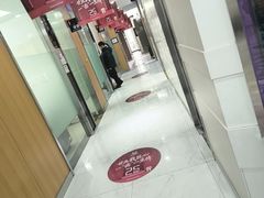 -雅悦齿科(顾村公园店)