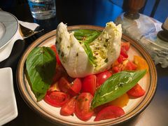 burrata&nbsp;caprese-Fiume福弥意大利餐厅