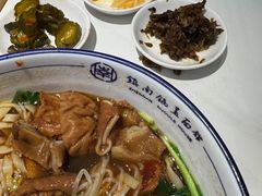 -镇南锅盖面馆(解放路店)