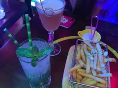 -MOSSO音乐酒吧·Live House(南京西路店)