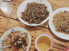 -冶建镜子·老南昌大排档·江西虾王(总店)