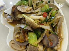 -覃记海鲜美食餐厅