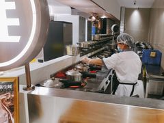 -享遇.锅姥姥牛排海鲜自助(小寨店)