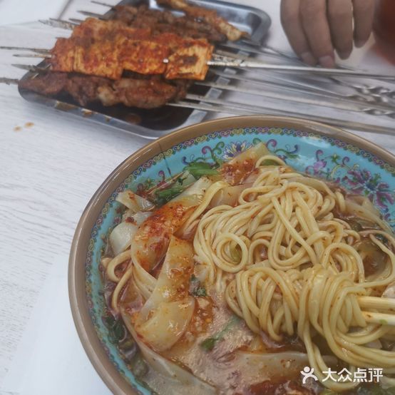 奇台东门现拉黄面烧烤专营店