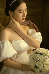 -挪娅婚纱摄影皇家会所