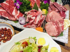 -明洞阿姨·韩式酱蟹烤肉·创意料理(三元桥店)