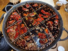 -白乐天毛肚火锅馆(解放碑店)
