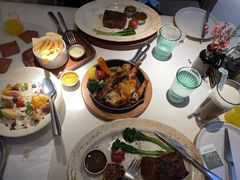 -阿妮叶李(光谷世界城店)