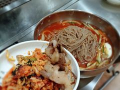 -牛信亭韩国料理·炭火烤肉(紫藤路店)