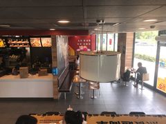 -麦当劳(长江西路得来速店)