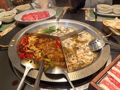 -廖掌柜·重庆鲜货火锅(上海首店)