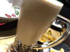 -湊湊火锅·茶憩(杭州湖滨银泰in77店)