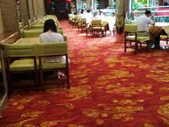 -燕山大酒店