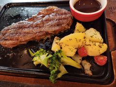 -必胜客(机场路店)