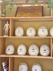 -小颜秘家·韩国整骨