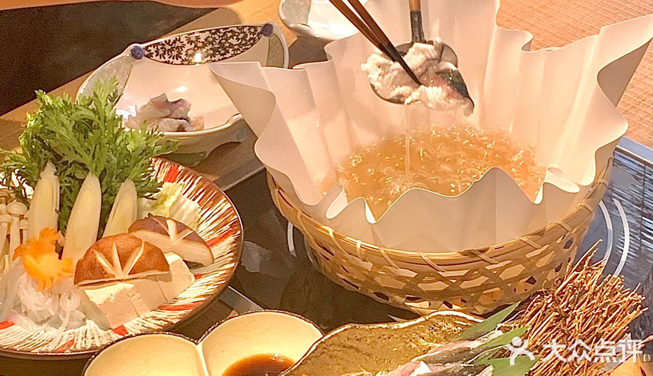 太古里活蟹料理店！人均上千一蟹n吃！ 
