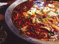 沸腾酸汤蛙-靓蛙馆