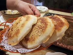 烤烧饼-老阿妈蒙古村·蒙古包·草原文化·歌舞表演(老君堂店)