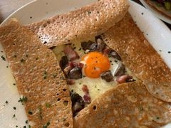 鸡蛋蘑菇熏肉荞麦可丽饼-RAC BAR(安福路店)