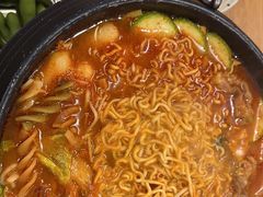 -WOW LUCKY创意韩料(龙阳广场店)
