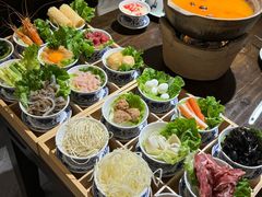 -聚汇三少·龙虾·中餐厅(莫邪路新天地店)