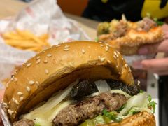 -The Habit Burger Grill 哈比特汉堡(爱琴海店)