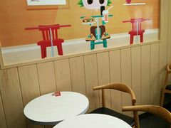 用餐区-华莱士·炸鸡汉堡(奥林花园店)