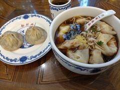 红汤辣开洋馄饨-勤德兴(湖滨路店)
