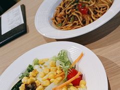 -必胜客(WOW中心城店)