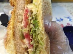 猪扒包-新辉港式茶餐厅(北栅店)