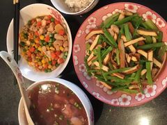 -鲸育宝宝月嫂(徐汇店)