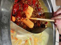 -喜悦小串丹东小黄牛海鲜烧烤大排档(民主广场店)