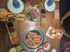 -明洞阿姨·韩式酱蟹烤肉·创意料理(三元桥店)