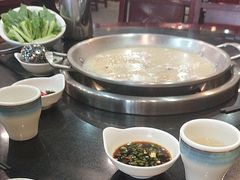 -老来福·非遗酸汤兔(凯旋路店)