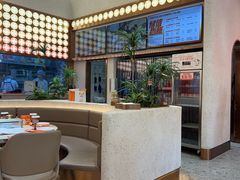 -小董哥烤串·爆汁大油边(故宫店)
