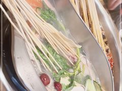 -李记称盘牛杂串串(广厦店)