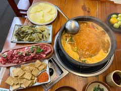 -贵厨酸汤牛肉(花果园国际中心店)