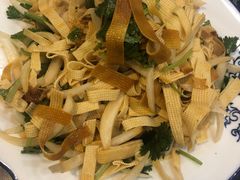 -老关东铁锅炖(上游街店)